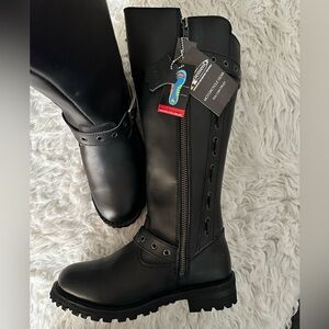 Women’s leather motorcycle boots size 10